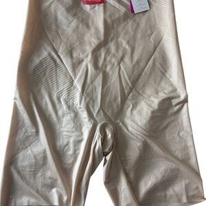 SPANX Thintastics 2.0 High Waisted Mid Thigh Short Beige 3XL New With Tags